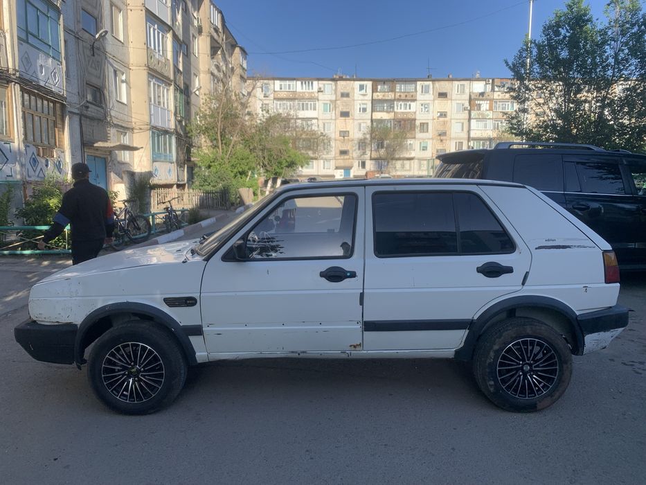 Volkswagen Golf 2   1,9TDI