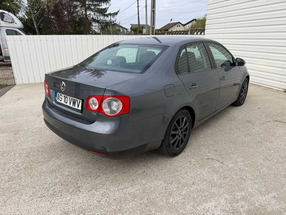 Volkswagen Jetta 1.9 TDI anul 2008