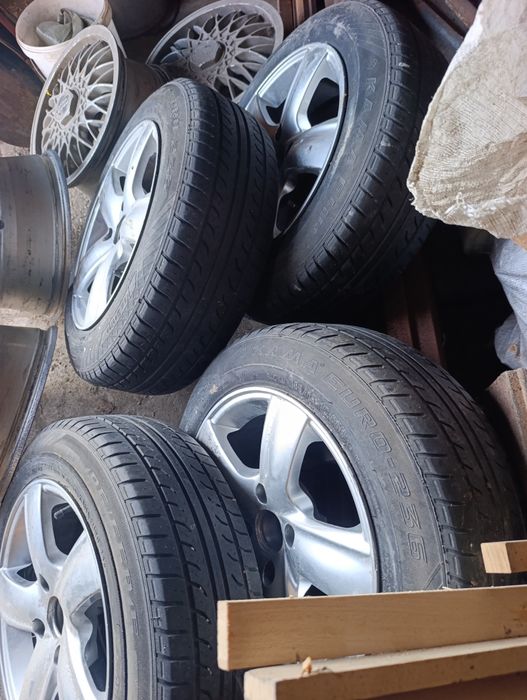 Продам диски и шины (летний)