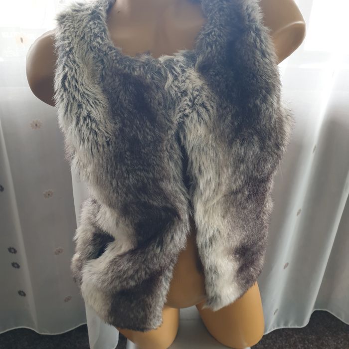 Vesta pentru dama, din blana