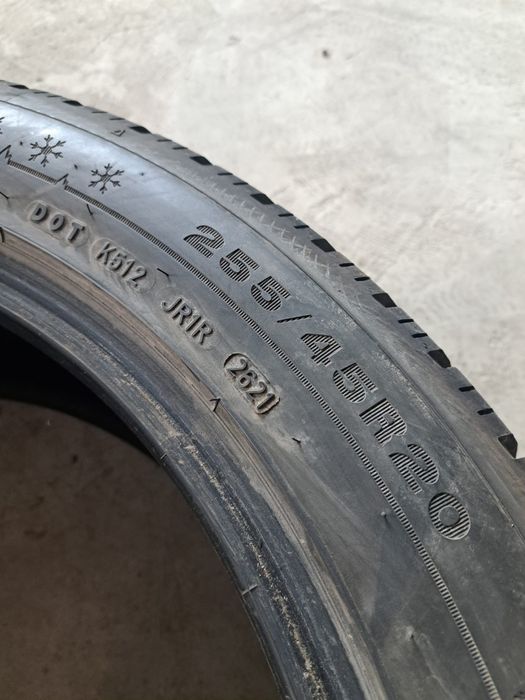 4 anvelope iarnă 255 45 r20 Dunlop