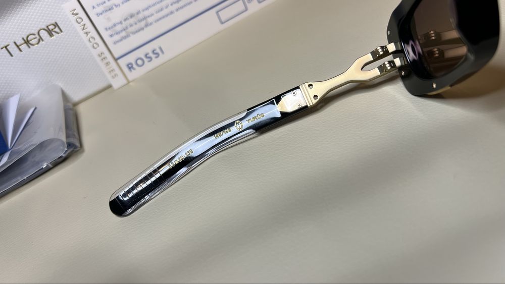 THenri Yurus ochelati de soare noi rame