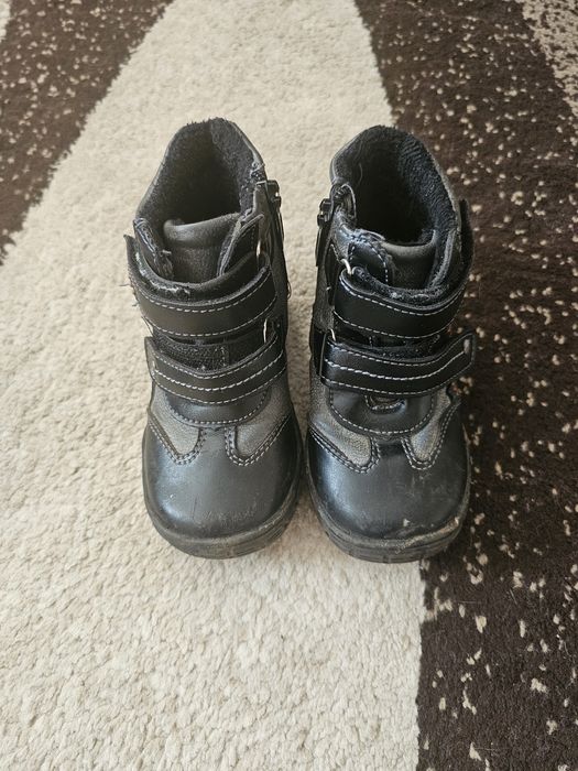 Обувь демисезон ботинки 24 размер