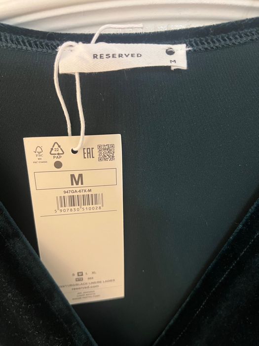 Зелена рокля, кадифе Reserved M, нова