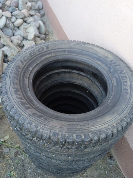 Резина Данлоп б/у. 5000с тг