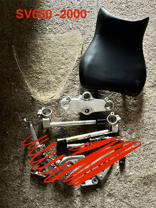 Piese motociclete (Monster 696, SV650, R125, RC/Duke125, Triumph,Kawa)