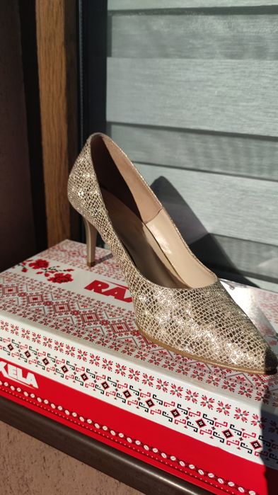 Pantofi stiletto Raxela eleganti, nepurtati, marime 38