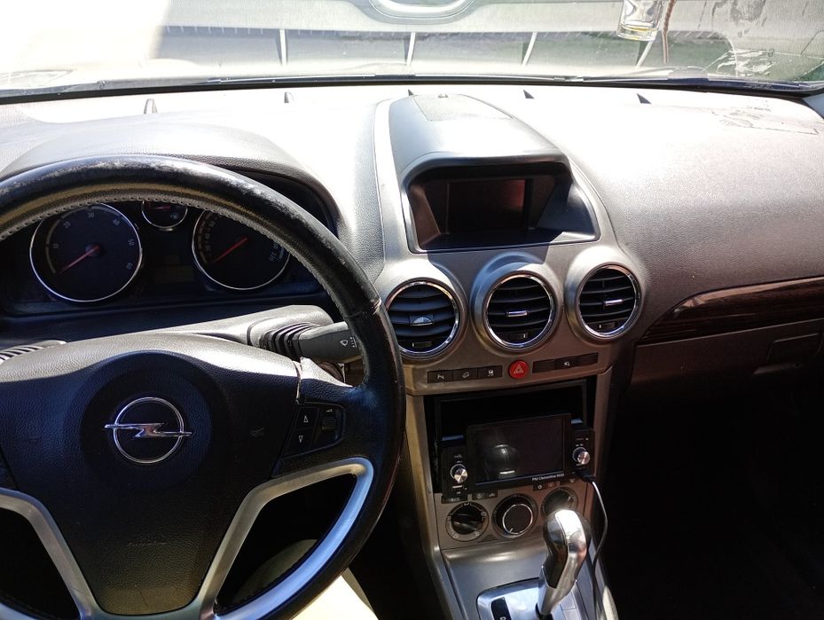 Vând/schimb Opel antara 2.0 CDTI 4x4 permanent ,automat,piele bordo acte la zi