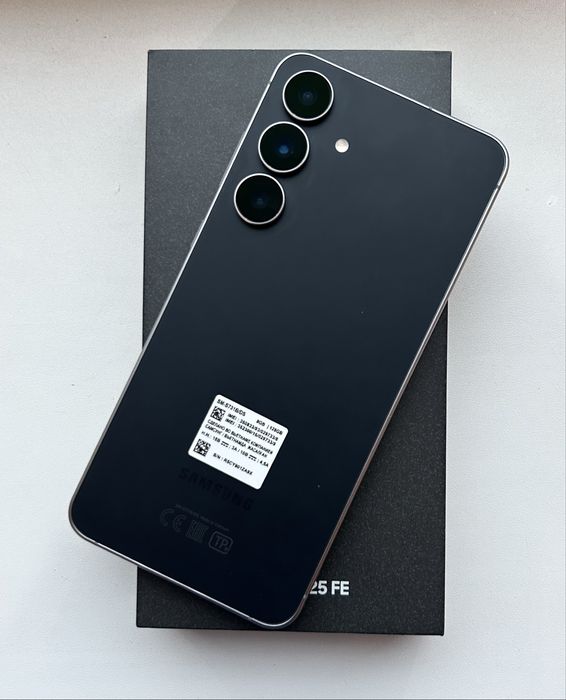 Продам Samsung Galaxy S25FE