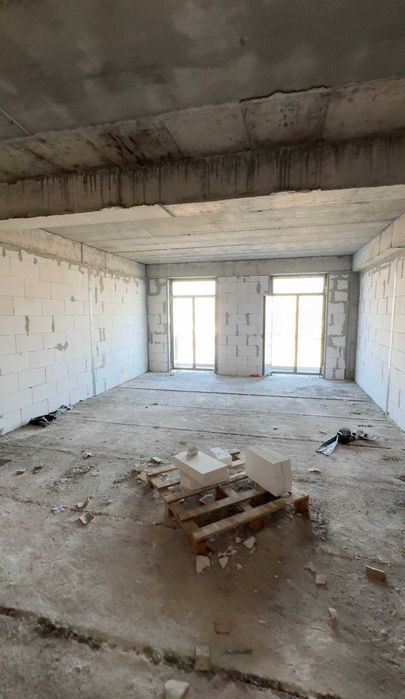 Продам 3-х комнатную(коробка) в Яшнабадском районе.Янгиобад