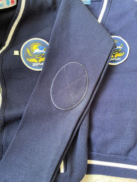 Продается школьная форма