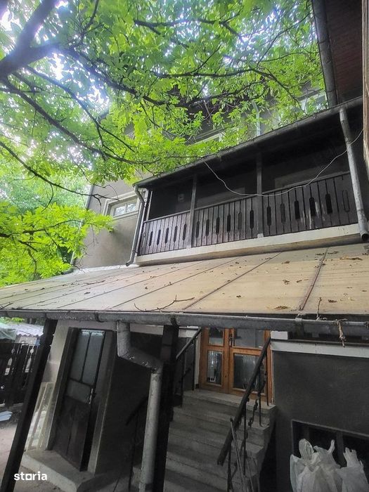 Casa ultracentrala, 4 niveluri(D+P+2),Suprafata utila 168 mp,Teren 117