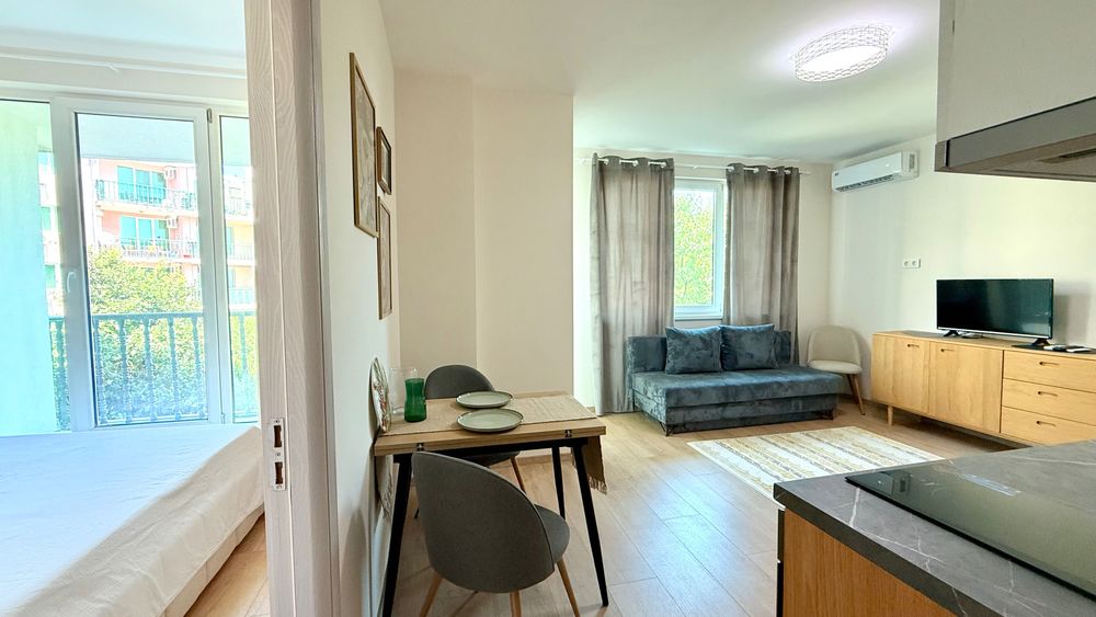 Продава се Двустаен апартамент в Варна, Бриз - 57 кв.м за 2036 €/кв.м - Снимка #9