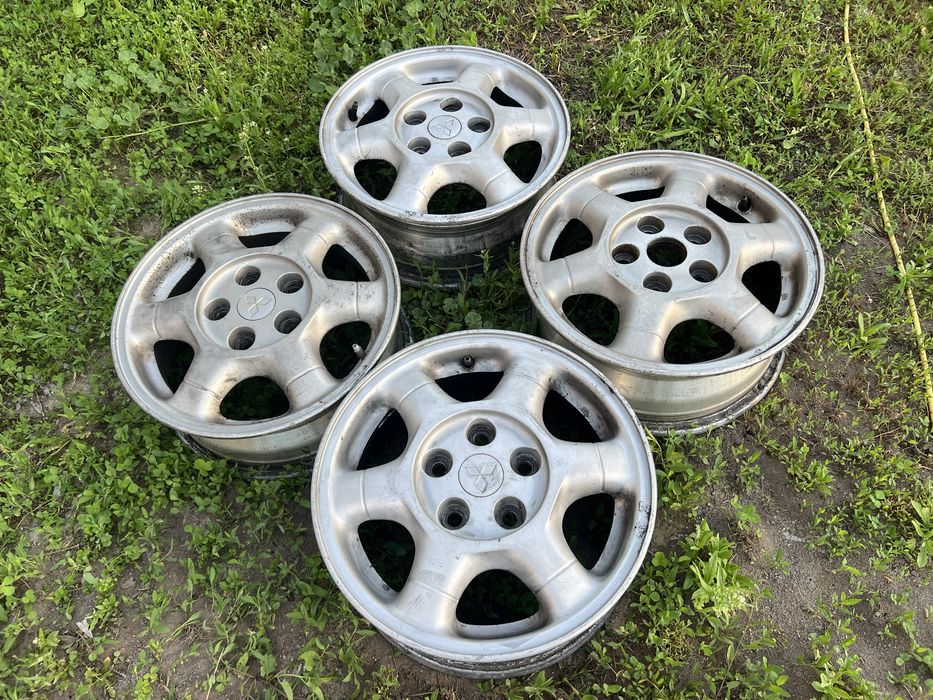 Диски на Mitsubishi R15 5x115/3