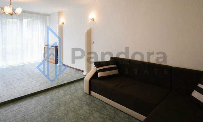 Тристаен апартамент под наем в кв. Редута