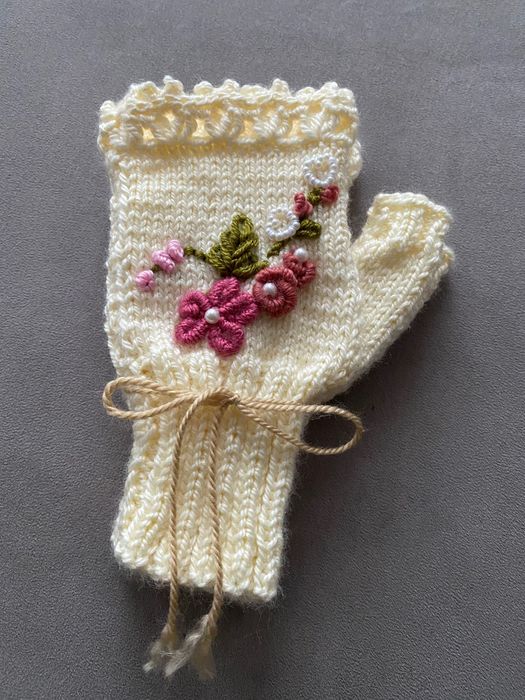 Ръчно плетени ръкавици