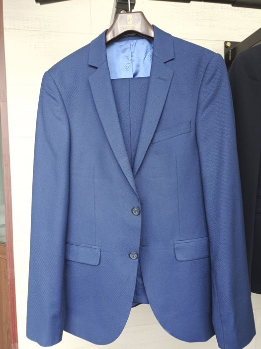 Костюм(Турция) 46разм 10000тг