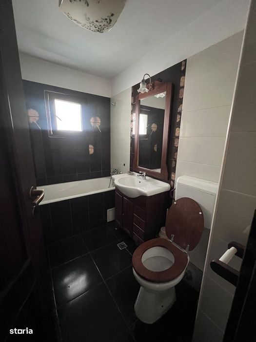 Apartament 3 camere mobilat si utilat,renovat recent