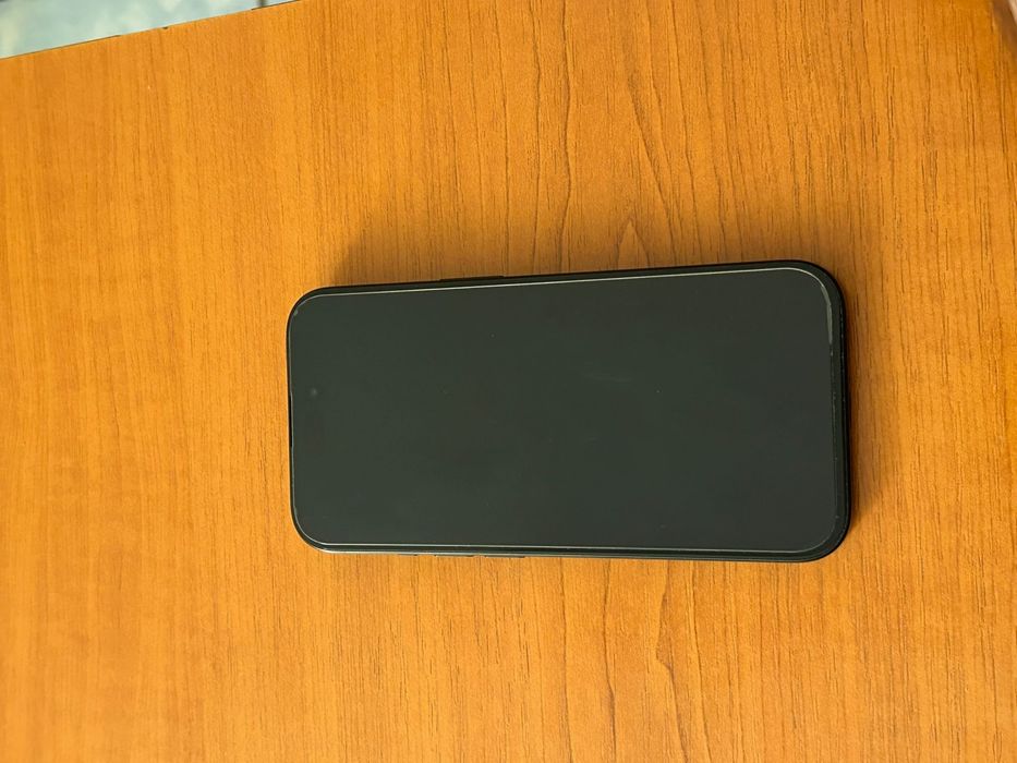 Telefon Iphone 15