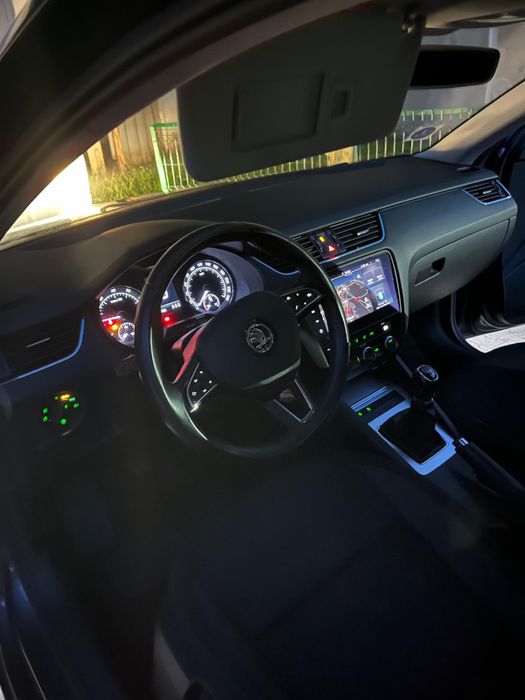 SKODA Octavia 2017 — imagine 2