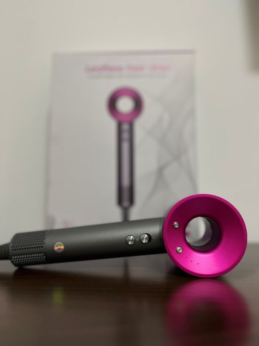 uscator de par Tip Dyson Supersonic Premium nou pret accesibil