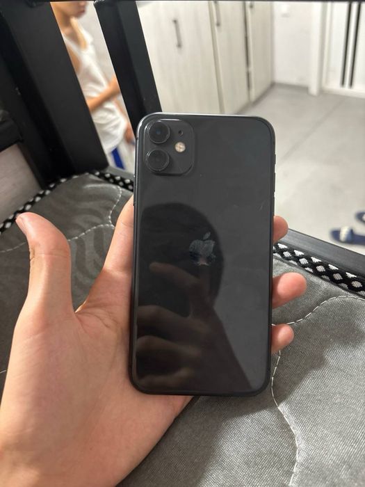 Iphone 11 .