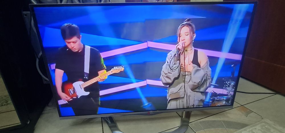 107 см. LG  Оригинал 42