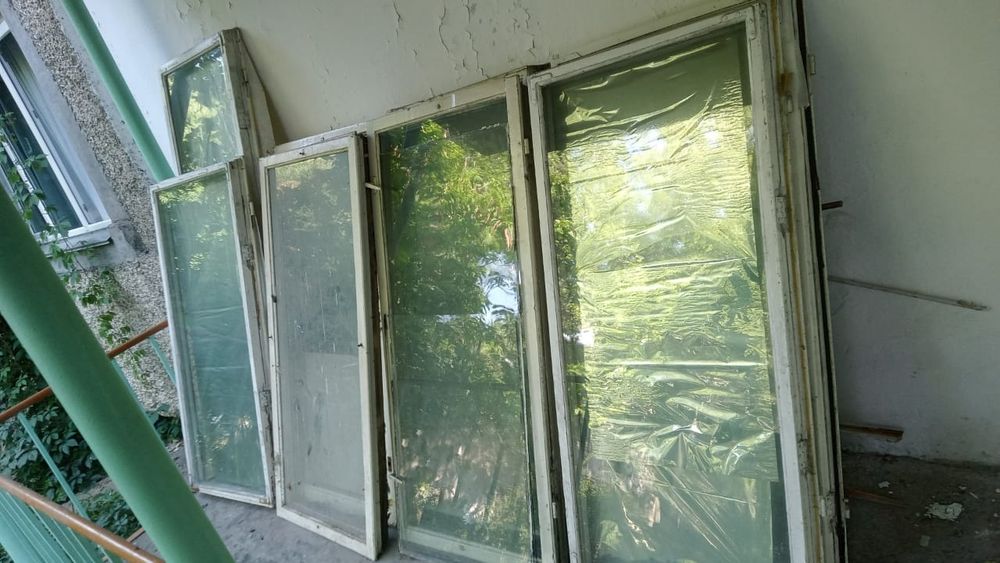 Окна панорамные и балкон