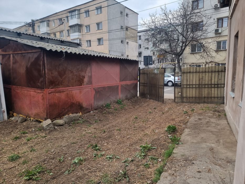 TEREN 620 mp + Casa + Garaj