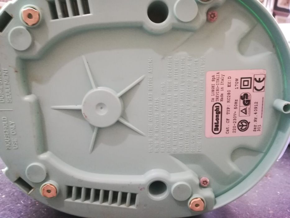 Сокоизтисквачка Делонги