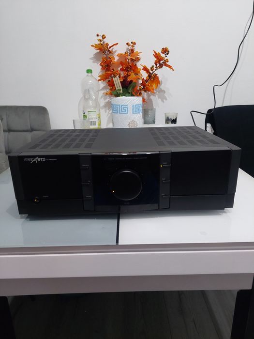 Amplificator Grundig Fine arts v 1