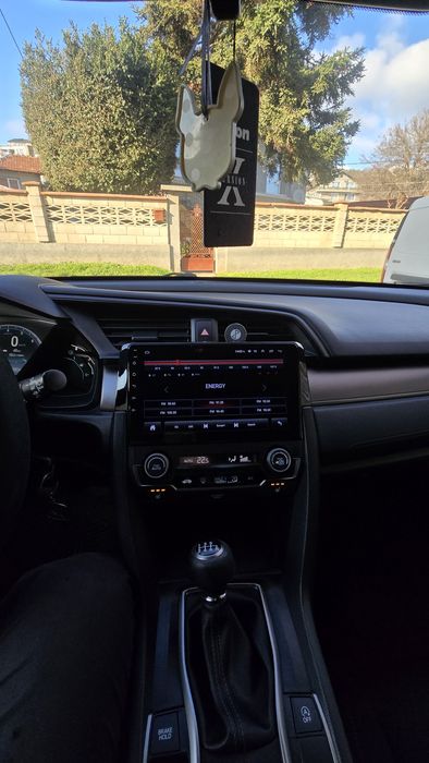 Honda Civic 1.0 VTEC Comfort Turbo MT