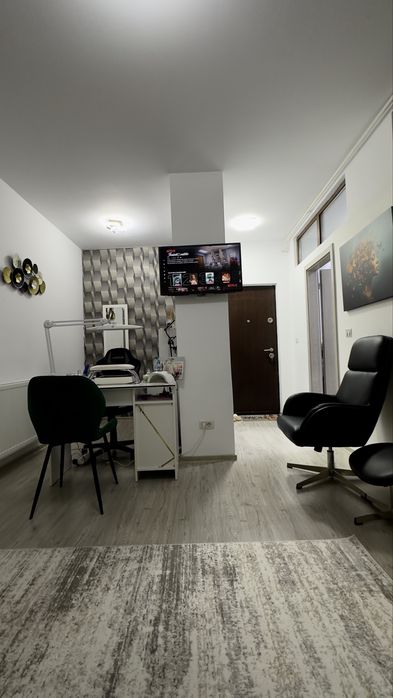 Apartament cu o camera Parter