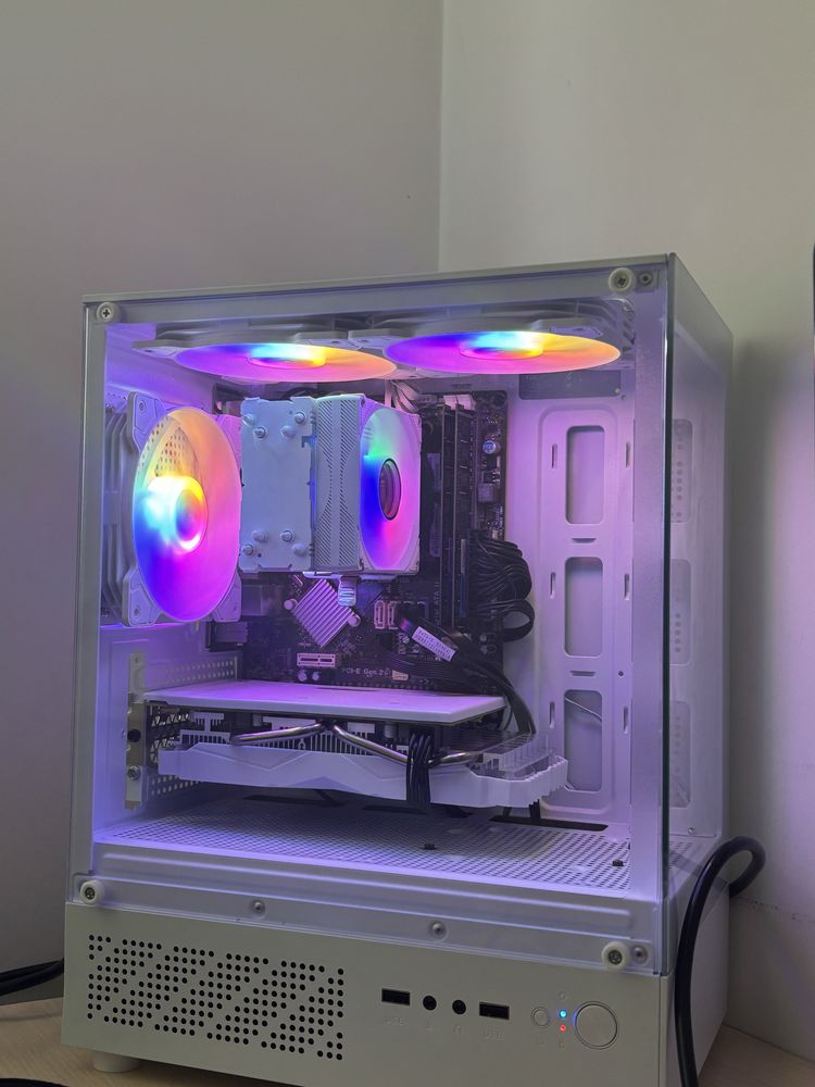 Продам белый игровой ПК с RGB-подсветкой - Настольные компьютеры ...