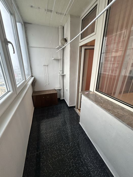 Дава се под наем Тристаен апартамент в Враца, Център - 74 кв.м за 298.86 € - Снимка #16