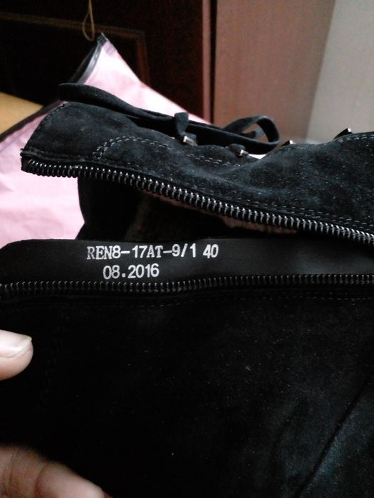 Продам зимние  ботильоны!