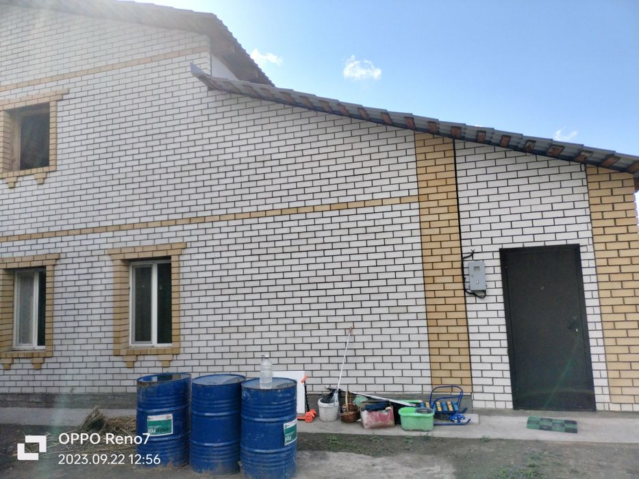 Продам 2х этажный Дом