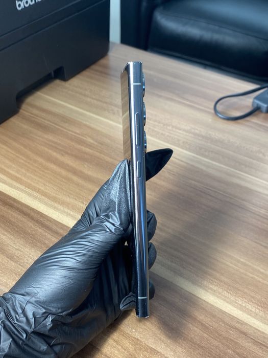 Samsung Galaxy s23 ultra • 256 GB • Green