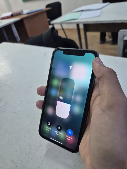 Айфон 11 сатылады