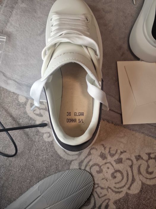 Sneakers Alexander Mcqueen albi,calitate premium, marimea 36