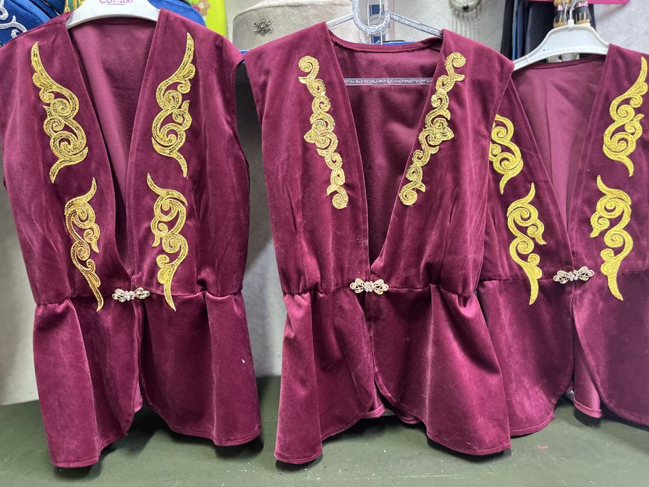 жилетки казахские