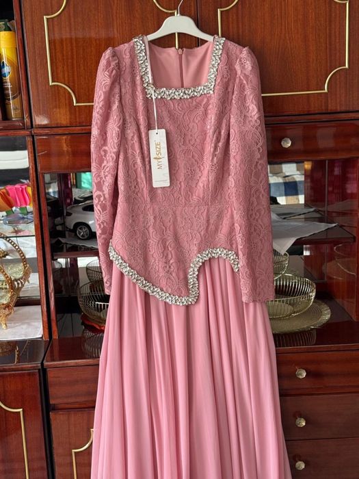 Новое вечернее платье 46 р