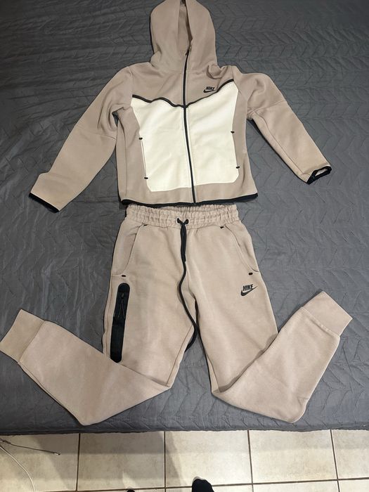 Дамски дрехи Найк/Nike S