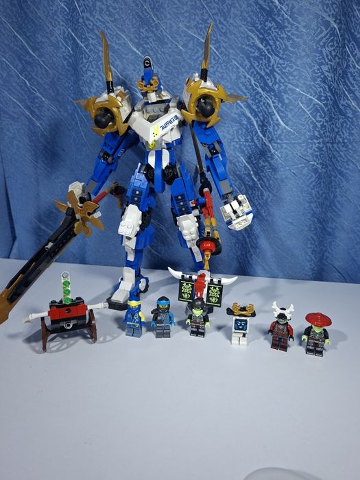 Vand robotul titan al lui jay