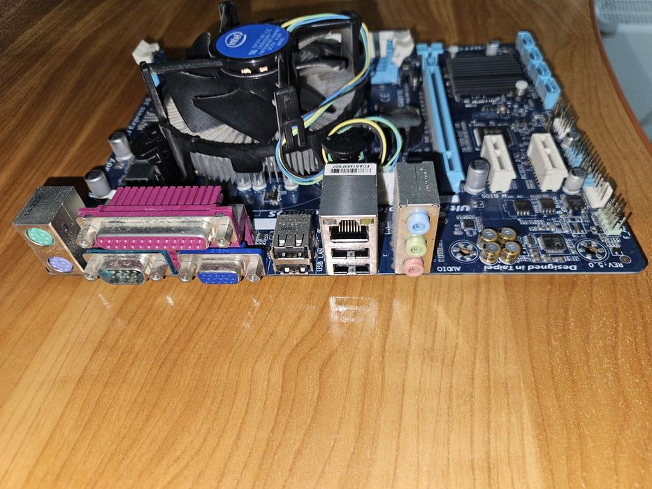 Kit placa de baza + Pentium G840 + 4GB DDR3