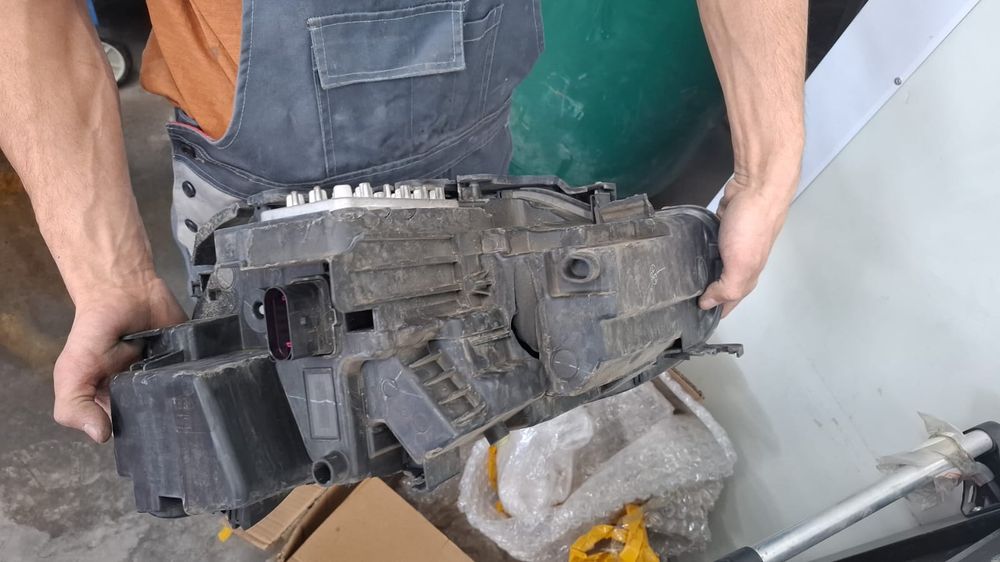 Оригинальные фары на Джилли