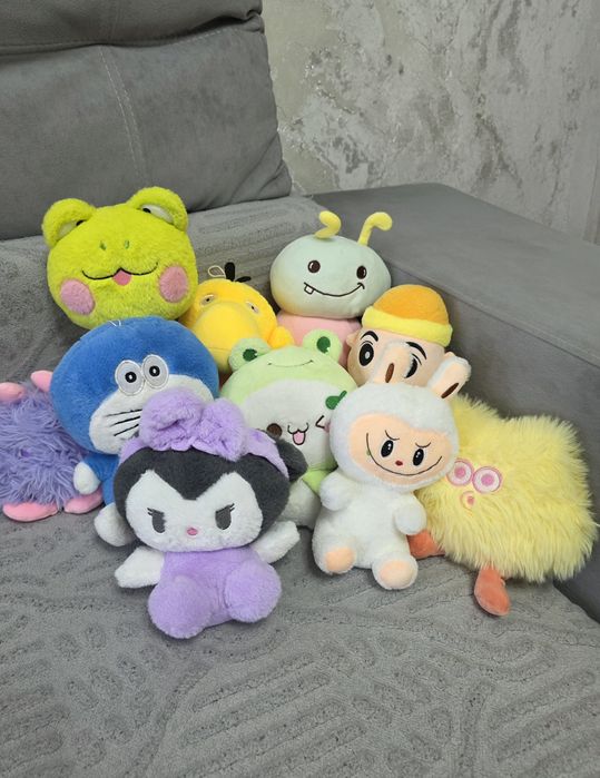 Продам мягкие игрушки 10 штук