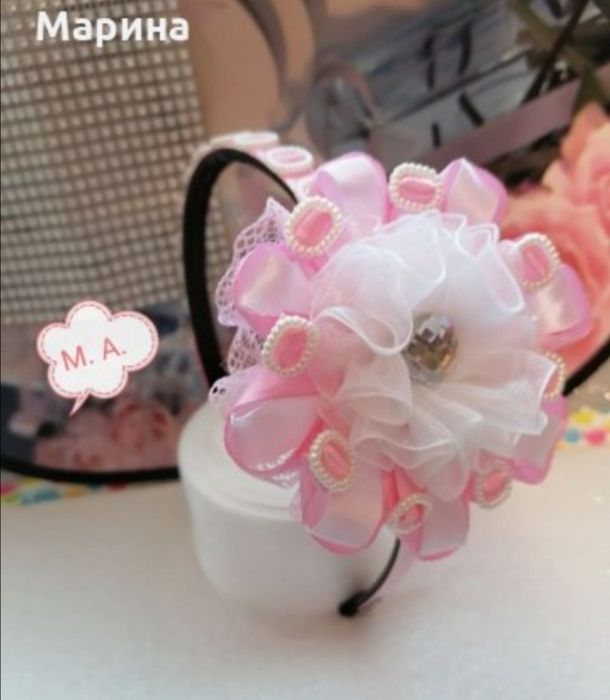 Празнична диадема в розово, лилаво, синьо, жълто.