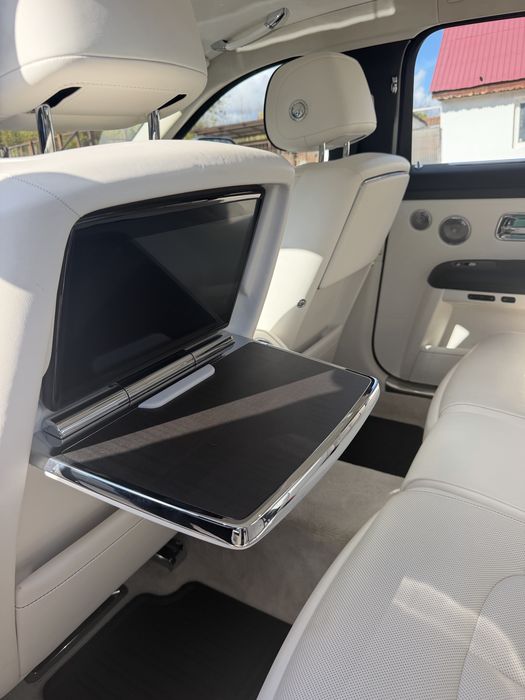 Vand Rolls Royce Ghost Space Gray!BeSpoke ,grila iluminata!
