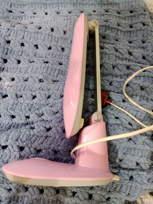 Настольная лампа